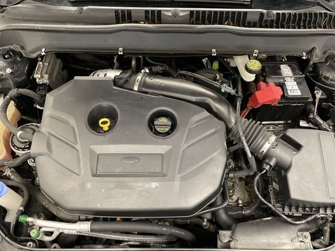 Used 2018 Ford Fusion Titanium image 22