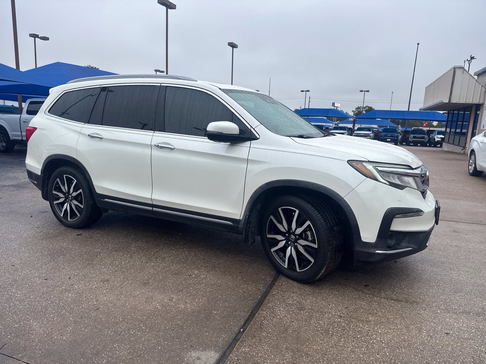 Used 2019 Honda Pilot Touring image 3