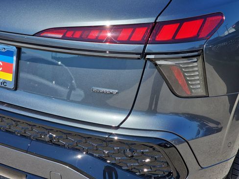 New 2026 Audi Q3 quattro 2.0T AWD/4WD image 38