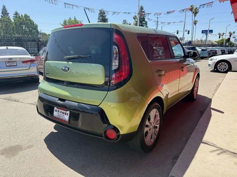 Used 2016 Kia Soul + w/ Audio Package image 6
