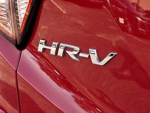 Used 2016 Honda HR-V LX image 30