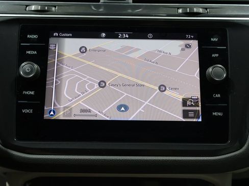 Used 2022 Volkswagen Tiguan SEL R-Line AWD/4WD image 33