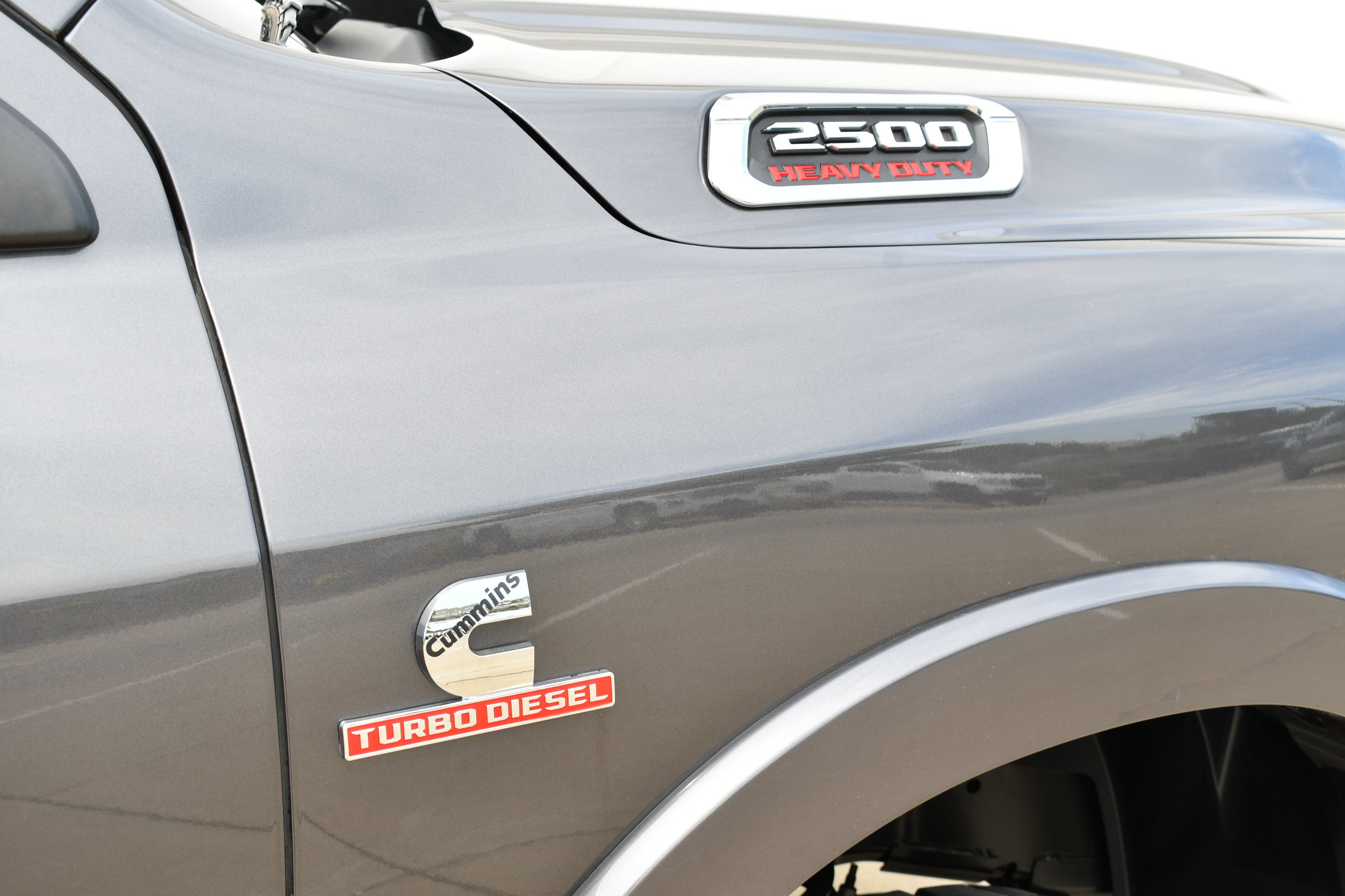 Used 2020 RAM 2500 Laramie AWD/4WD image 5