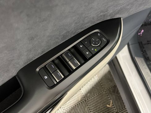 Used 2023 Lexus RZ 450e Premium w/ Accessory Package (2T) image 15