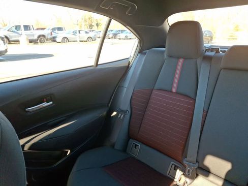 Used 2023 Toyota Corolla SE image 12