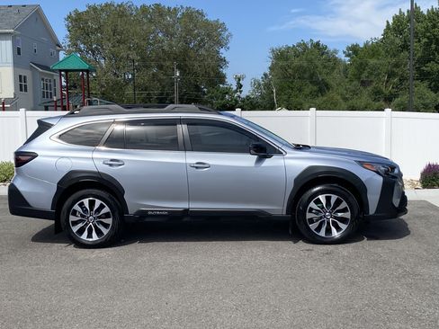 Certified 2024 Subaru Outback Limited AWD/4WD image 7