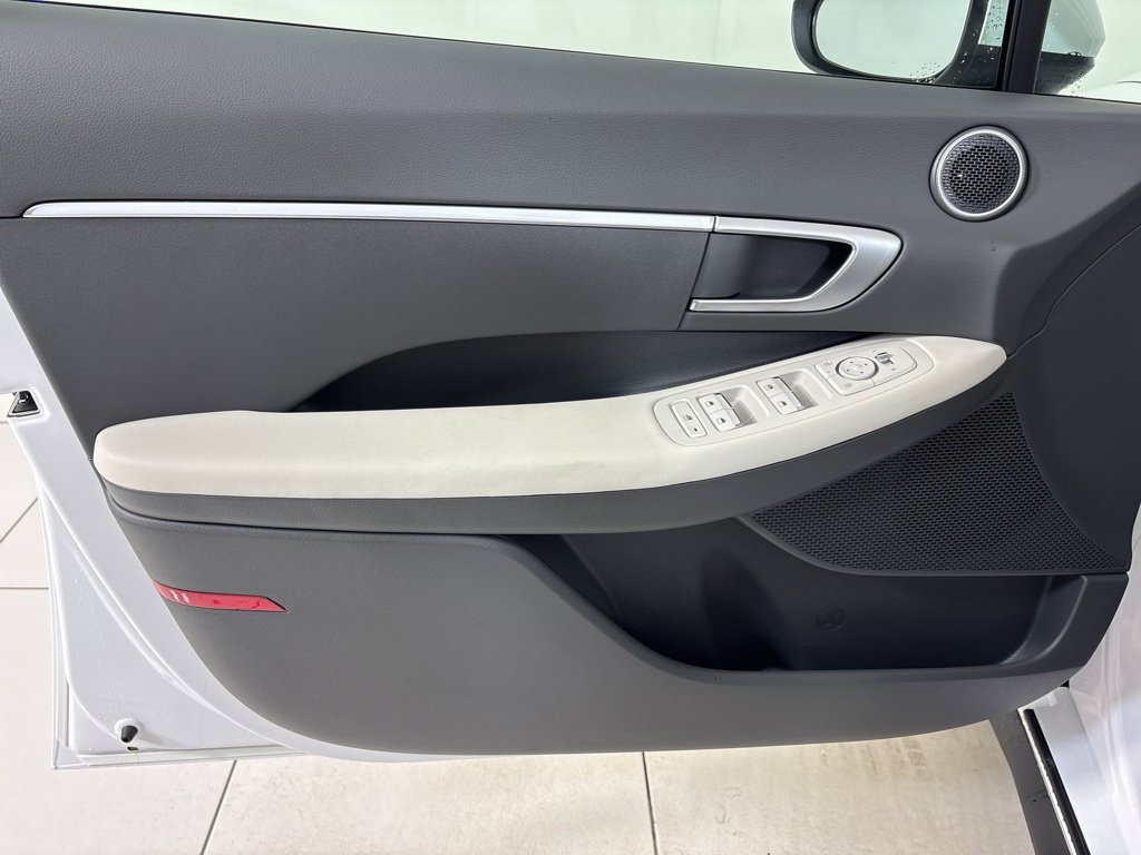 Certified 2026 Hyundai Sonata SE FWD image 16