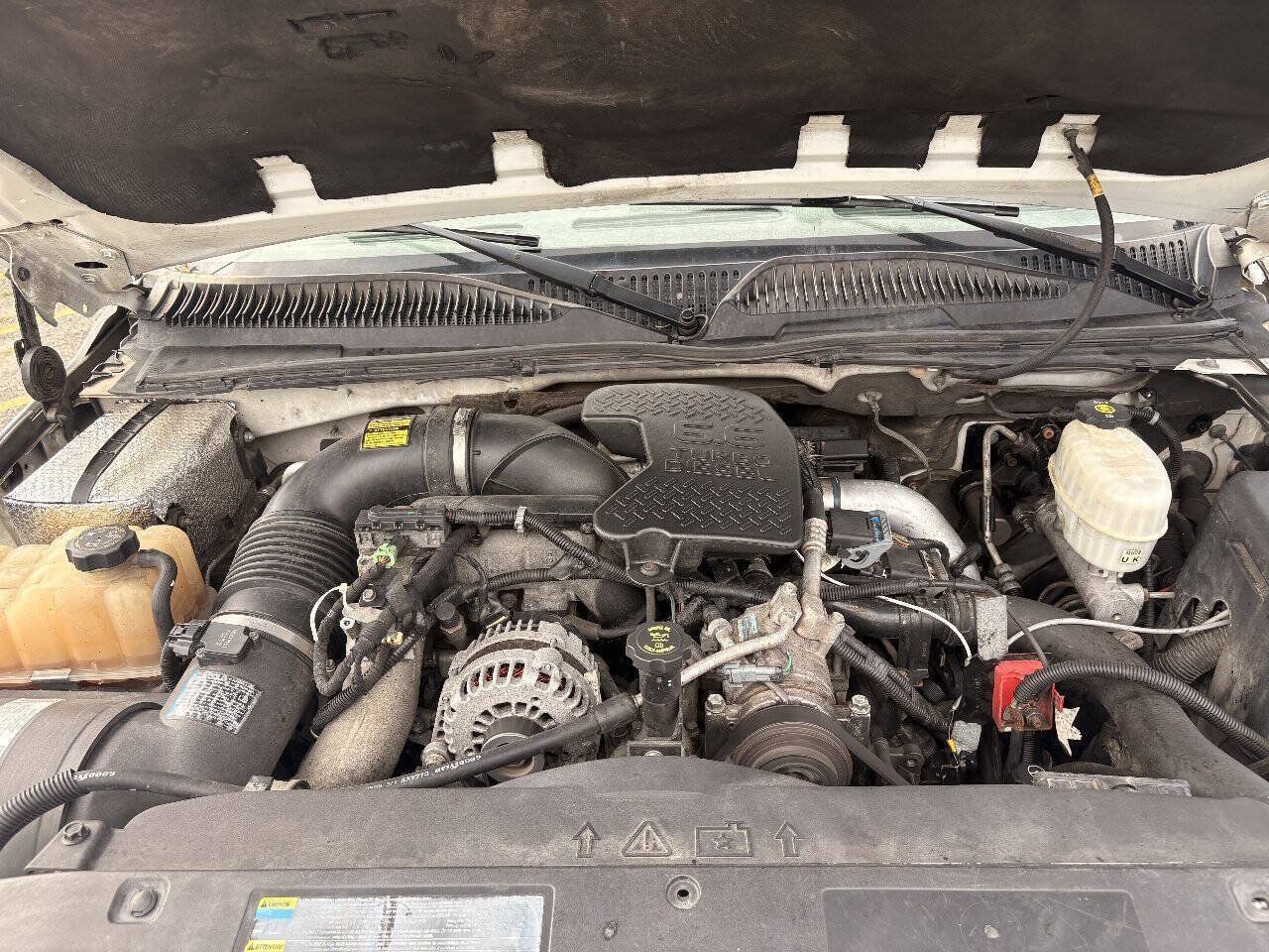 Used 2006 GMC Sierra 2500 SLT w/ Heavy-Duty Power Package AWD/4WD image 38
