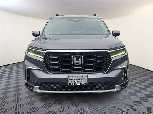 Certified 2023 Honda Pilot Elite image 2
