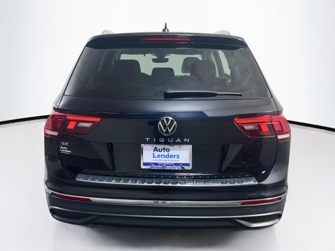 Used 2023 Volkswagen Tiguan SE FWD image 6