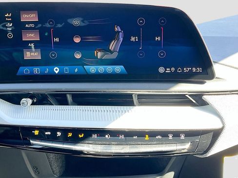 New 2026 Cadillac Optiq Luxury 1 w/ LPO, Floor Liner Package AWD/4WD image 25