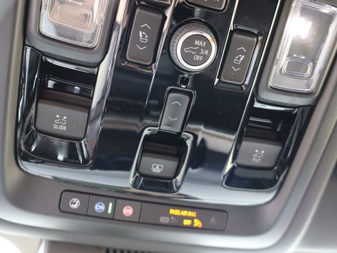 New 2026 Chevrolet Tahoe High Country AWD/4WD image 29