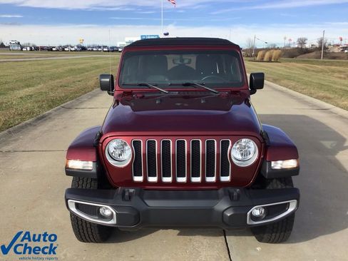 Used 2022 Jeep Wrangler Unlimited Sahara image 10