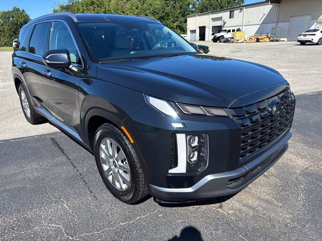 Used 2024 Hyundai Palisade SEL FWD image 4