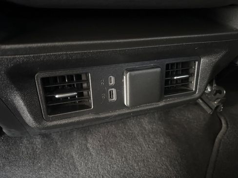 Used 2024 GMC Sierra 1500 SLT image 20