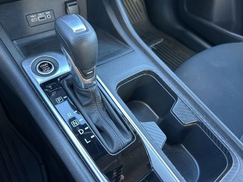 Used 2022 Nissan Sentra SV w/ All-Weather Package image 25