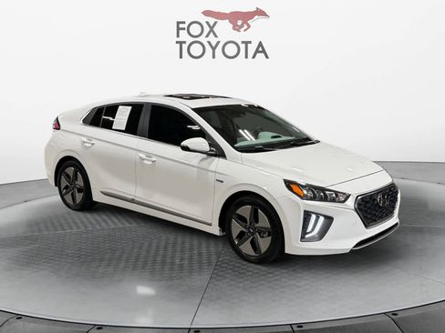 Used 2020 Hyundai Ioniq SEL image 8