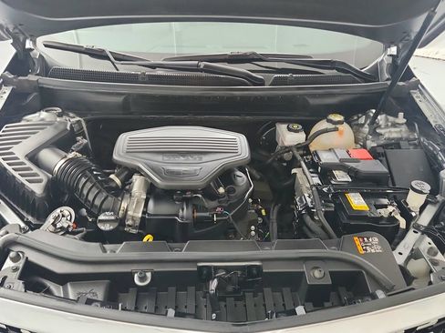 Used 2023 Cadillac XT5 Premium Luxury w/ LPO, Floor Liner Package FWD image 31