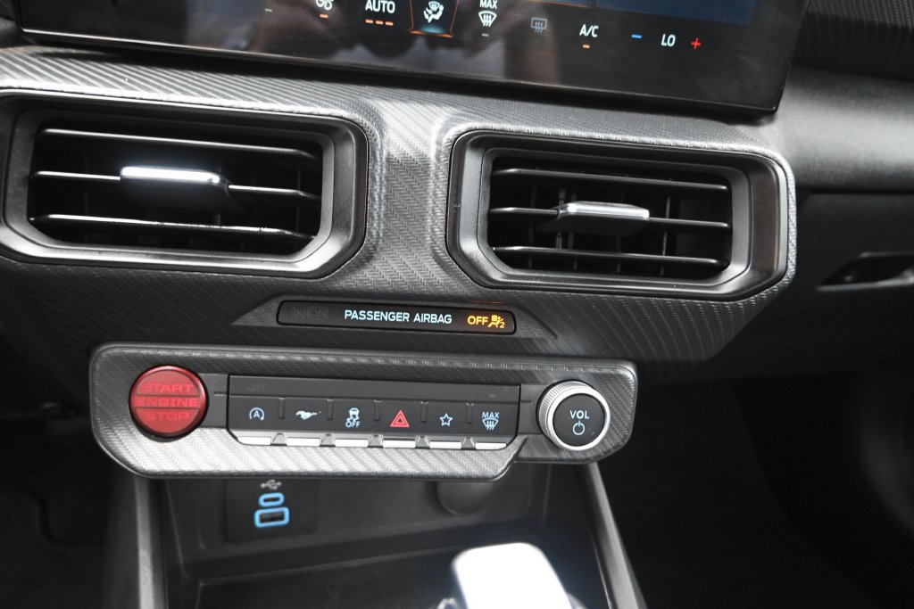 Used 2025 Ford Mustang Coupe RWD image 13