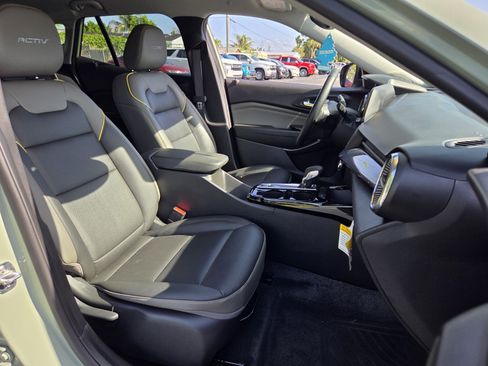 Certified 2025 Chevrolet Trax ACTIV w/ Driver Confidence Package FWD image 18
