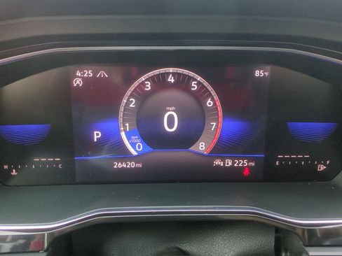 Used 2023 Volkswagen Jetta SE w/ Panoramic Sunroof Package FWD image 13