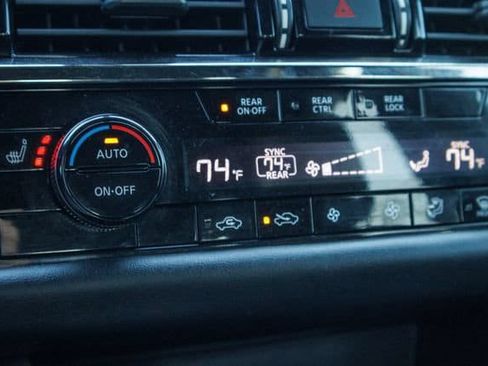 Used 2023 Nissan Pathfinder Rock Creek AWD/4WD image 28