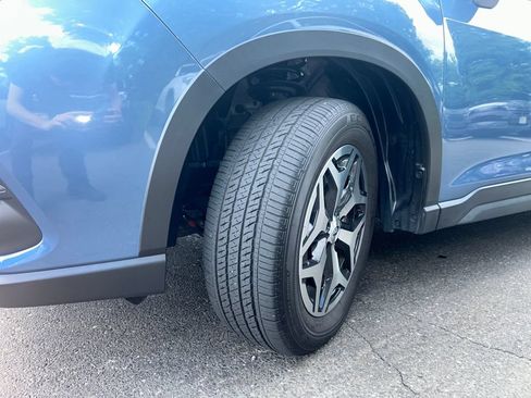 Certified 2023 Subaru Forester Premium AWD/4WD image 25