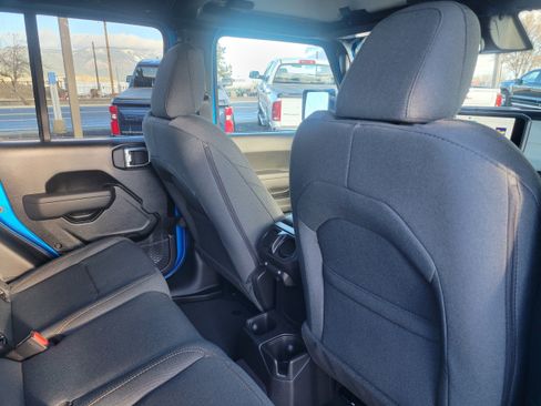 New 2026 Jeep Gladiator Sport image 16