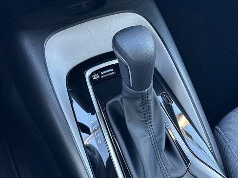 Used 2026 Toyota Corolla SE w/ SE Package image 20