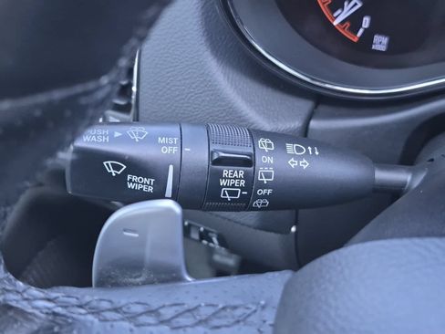 Used 2018 Dodge Durango GT AWD/4WD image 25