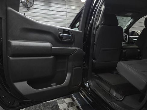 Used 2021 Chevrolet Silverado 1500 LT w/ Z71 Off-Road Package AWD/4WD image 34