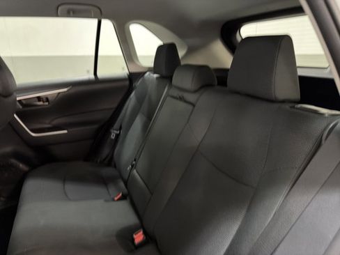 Used 2025 Toyota RAV4 LE image 7