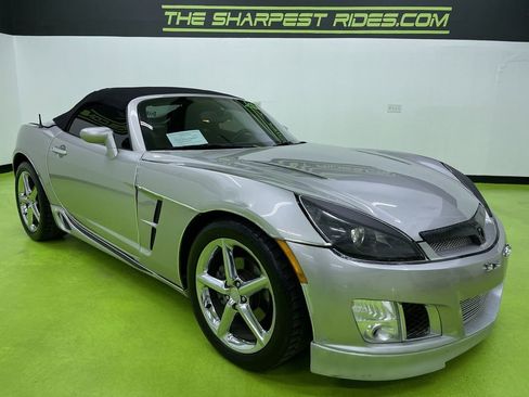 Used 2007 Saturn Sky Red Line image 2