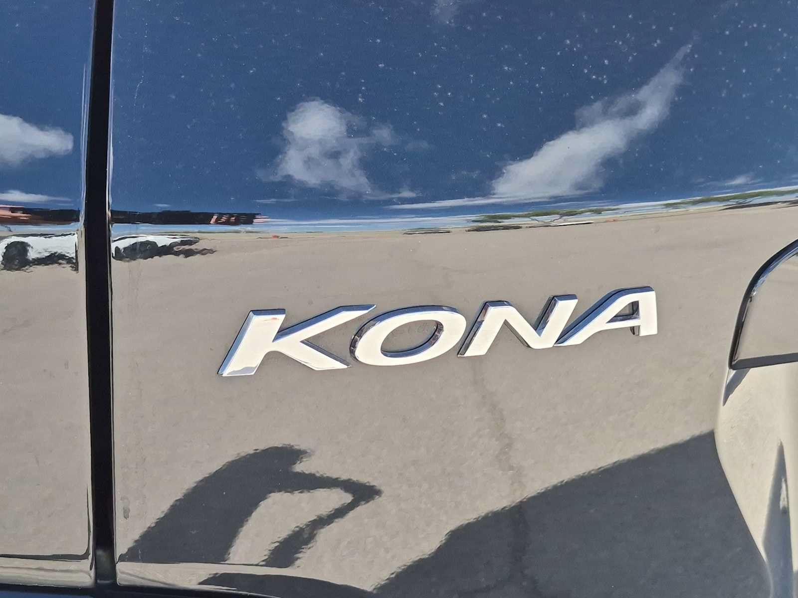 Certified 2022 Hyundai Kona SEL FWD image 12