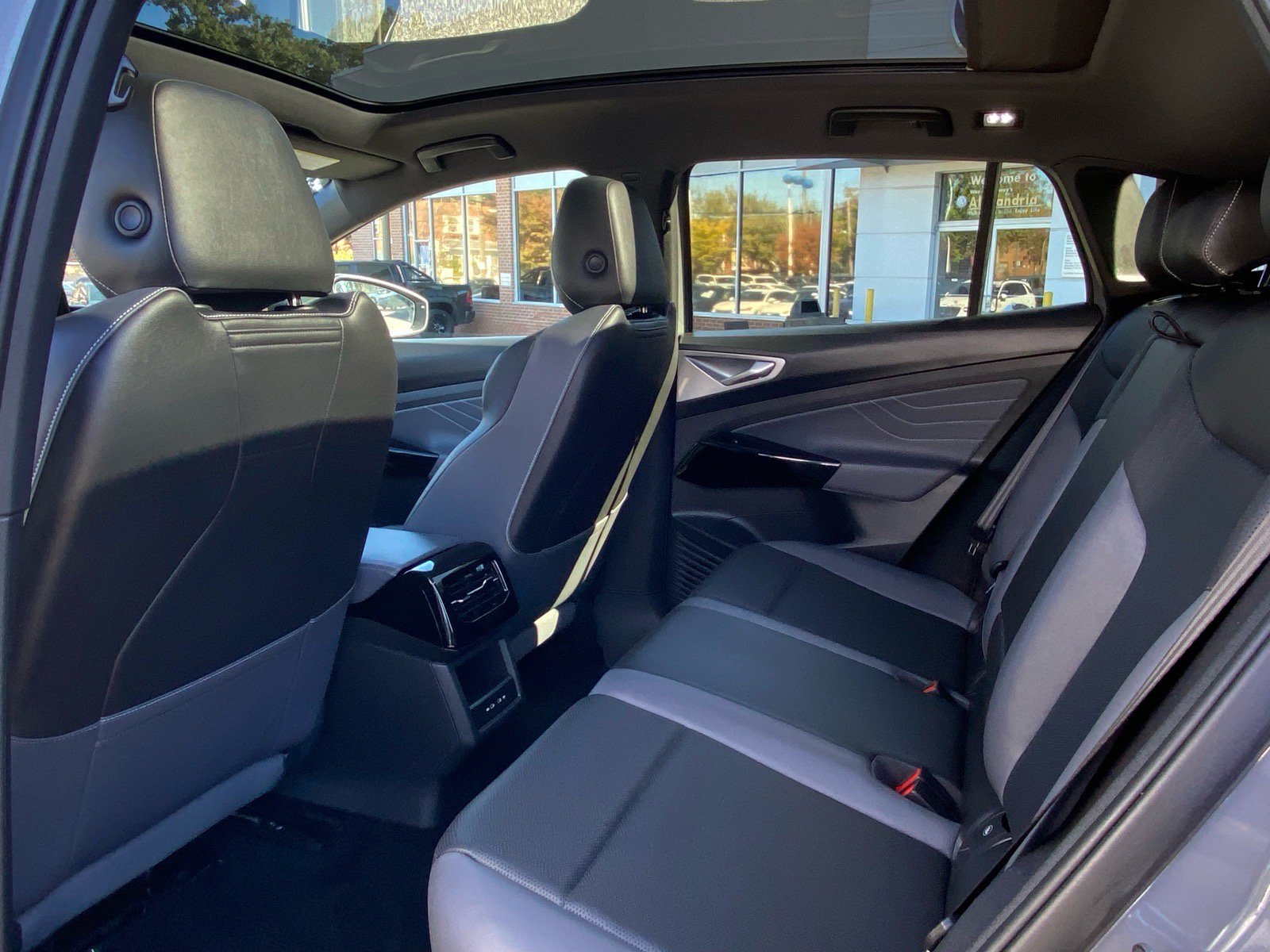 Used 2023 Volkswagen ID.4 Pro S RWD image 20