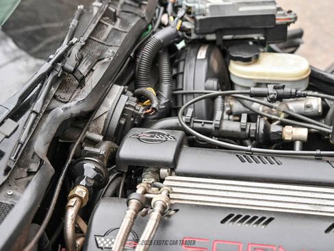 Used 1995 Chevrolet Corvette Coupe RWD image 36