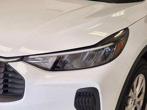 Used 2024 Ford Escape Active AWD/4WD image 9