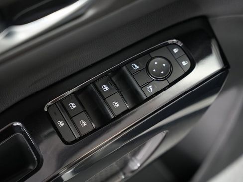 Used 2022 Nissan Pathfinder SV w/ SV Premium Package AWD/4WD image 44