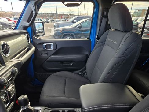 Used 2023 Jeep Gladiator Overland w/ Cold Weather Group image 25