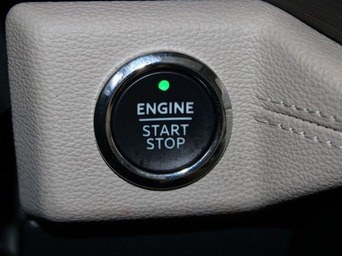 Used 2024 Ford Expedition Limited image 44