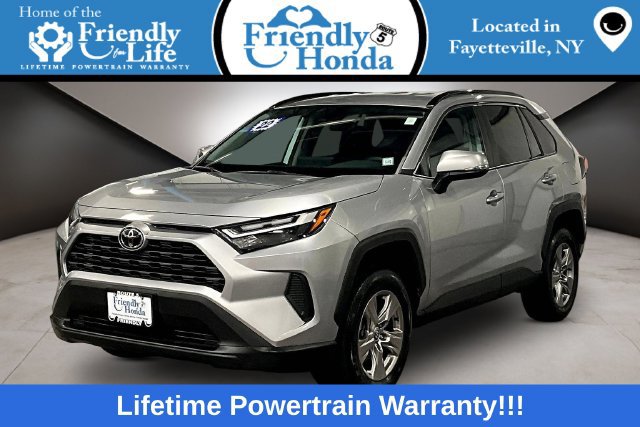 Used 2022 Toyota RAV4 XLE AWD/4WD image 1