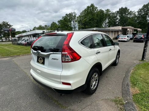 Used 2015 Honda CR-V LX image 5