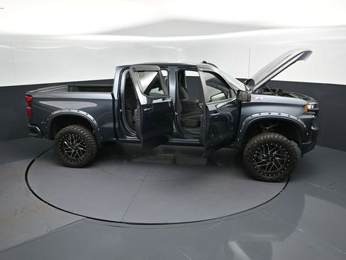 Used 2019 Chevrolet Silverado 1500 RST AWD/4WD image 54