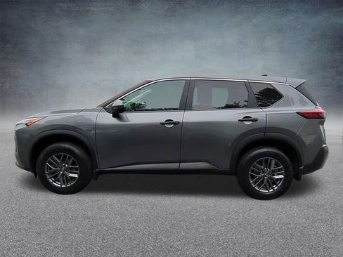 Used 2022 Nissan Rogue S AWD/4WD image 6