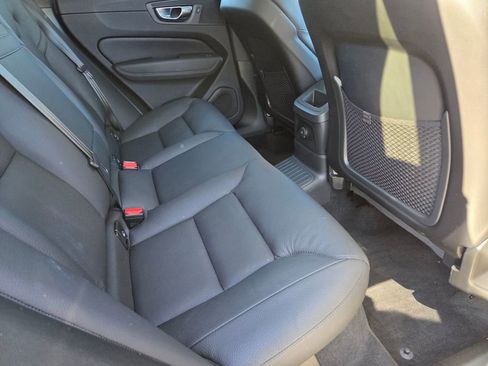 Used 2022 Volvo XC60 T8 Inscription Expression w/ Advanced Package image 14