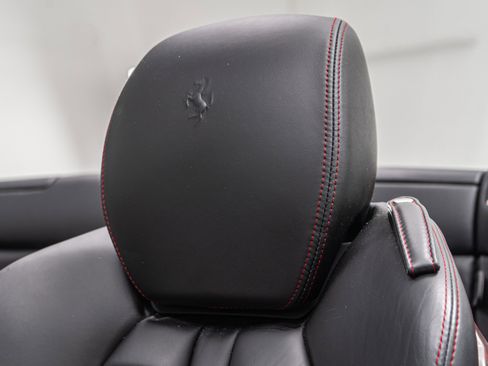 Used 2013 Ferrari California image 27