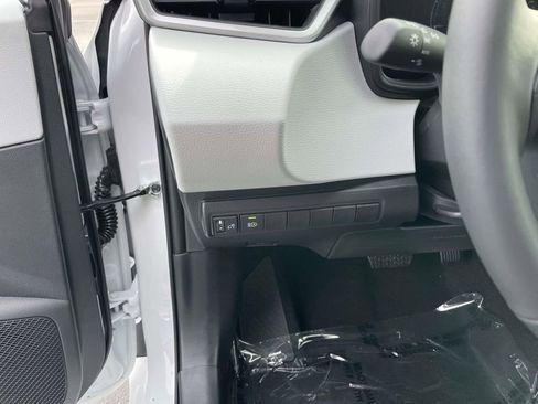 New 2026 Toyota Corolla SE image 31