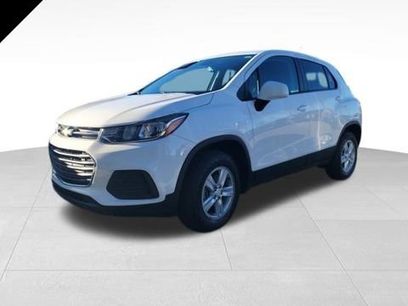 Used 2022 Chevrolet Trax LS w/ Tint and Cruise Package