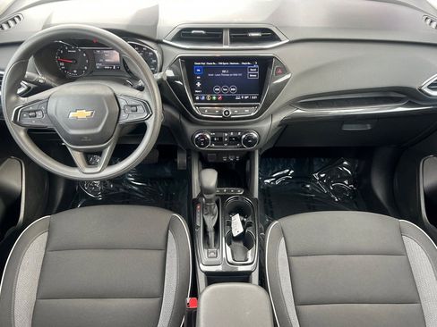 Used 2022 Chevrolet TrailBlazer LT w/ Convenience Package image 10