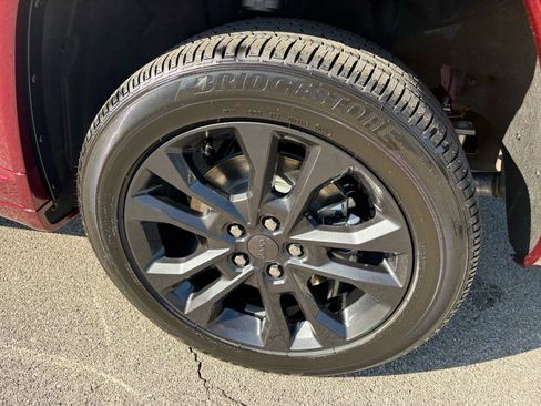 New 2026 Jeep Grand Cherokee L Limited AWD/4WD image 10